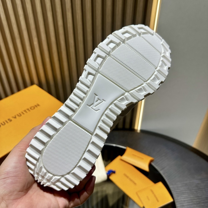 LOVT SNEAKER lv-429